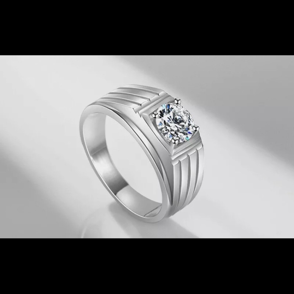 Mens Sterling Silver solitaire ring - Picture 5 of 12